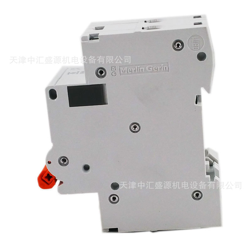 EA9AN2D16 (6).jpg