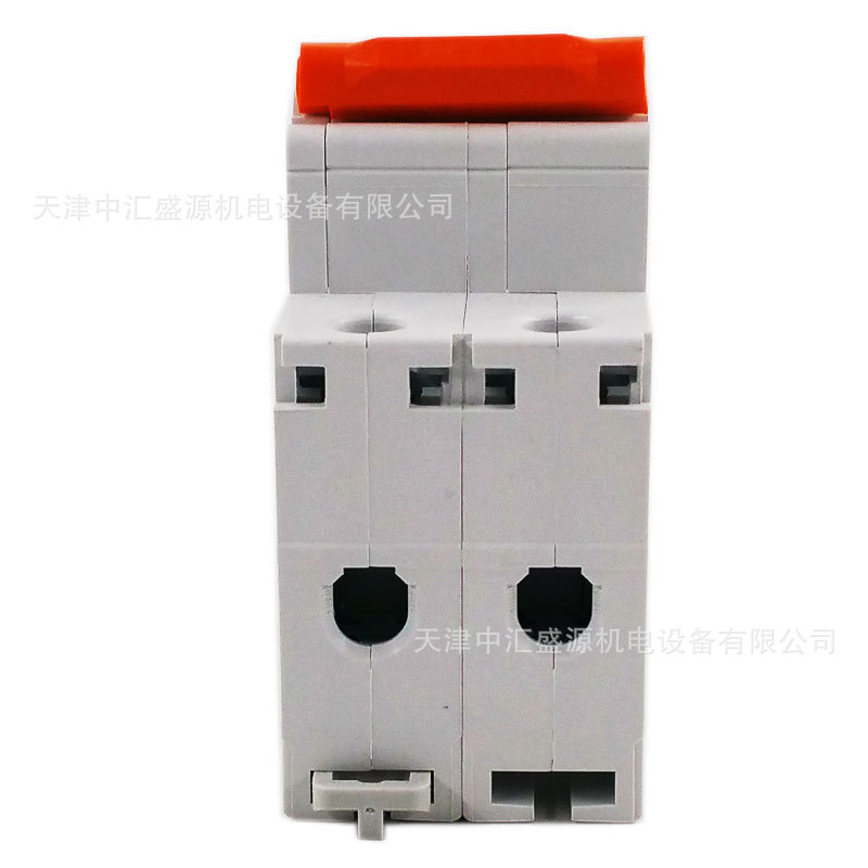 EA9AN2D16 (8).jpg