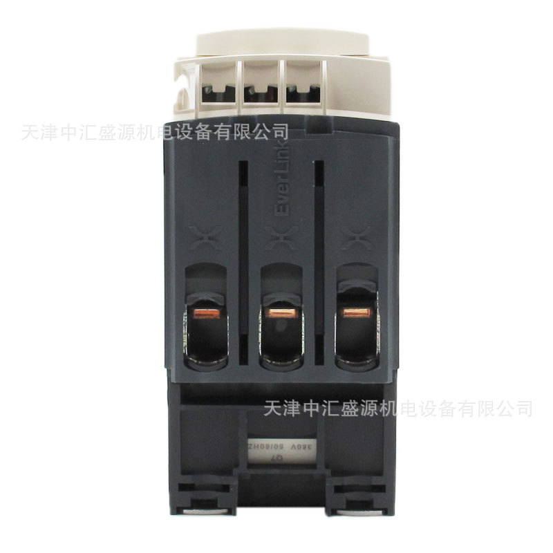 LC1D65AQ7C-6.JPG