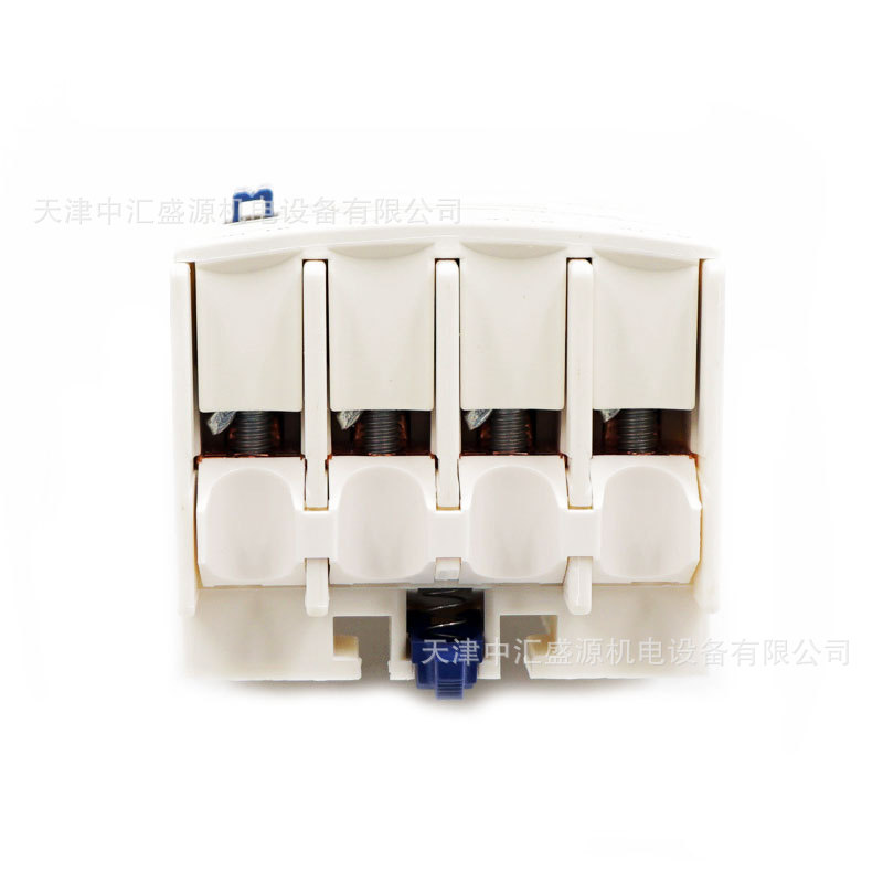 LADN04C-7.JPG