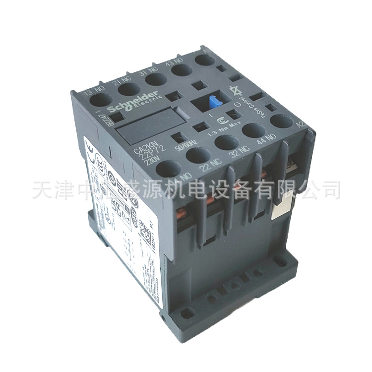 CA2KN22P72(00).jpg
