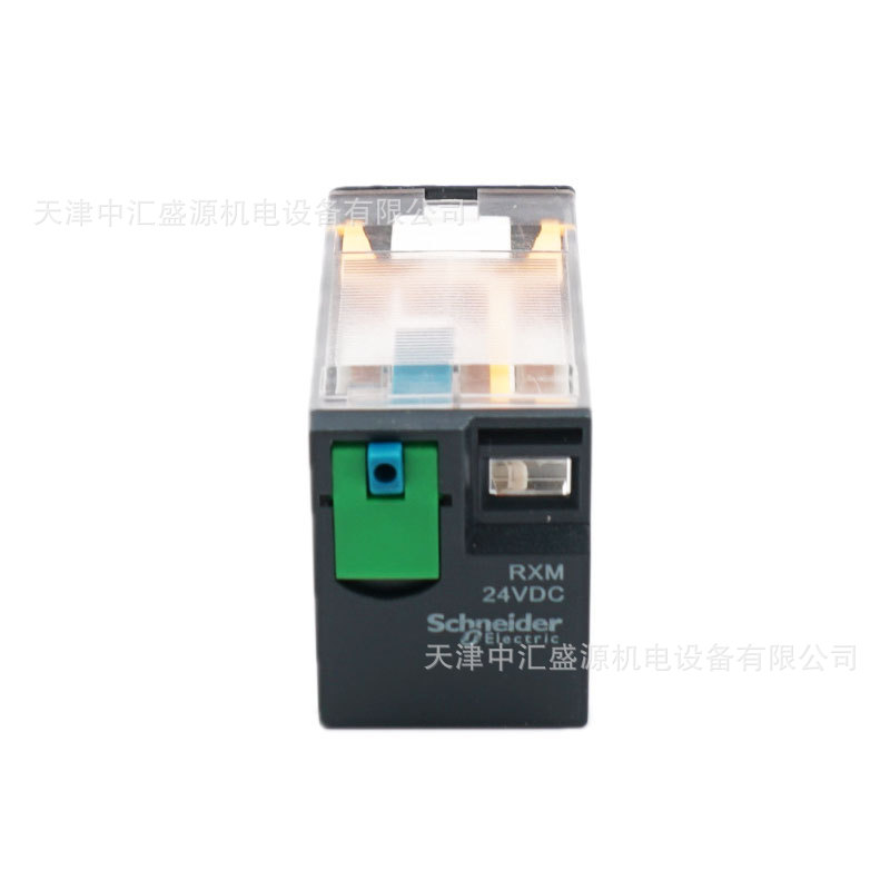 RXM4CB1BD-3.jpg